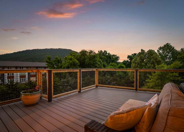 Property at 3129 St Elmo Ave Lot 19, Chattanooga, TN 37408, 3 beds, 2.5 baths