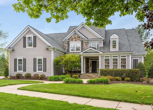 Property at 9401 Windrose Cir, Chattanooga, TN 37421, 4 beds, 4.5 baths