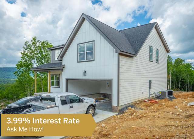 Property at 270 Cascade Dr, Rossville, GA 30741, 4 beds, 2.5 baths
