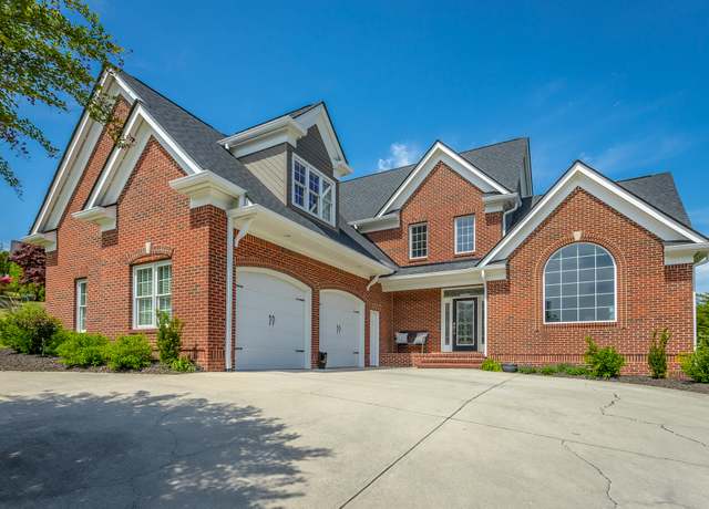 Property at 5713 Topsail Greens Dr, Chattanooga, TN 37416, 4 beds, 3.5 baths