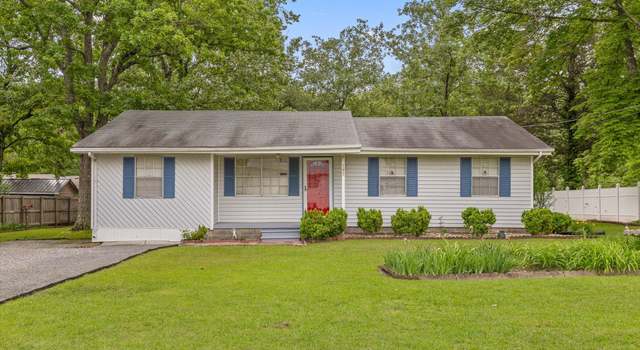 Photo of 195 Poplar Ave, Trenton, GA 30752