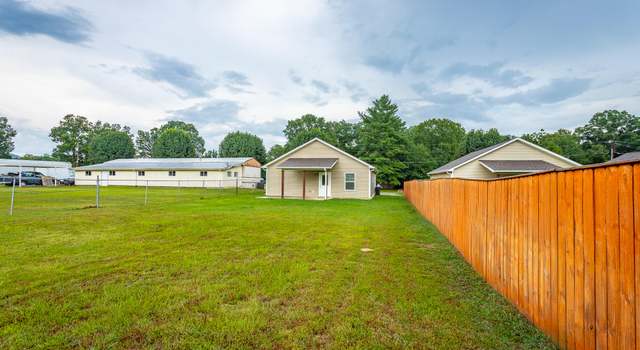 Photo of 8455 West Parkway Pkwy, Soddy Daisy, TN 37379