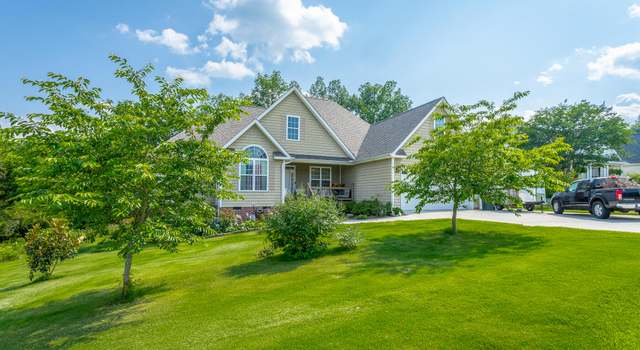 Photo of 59 Honeysuckle Dr, Rock Spring, GA 30739