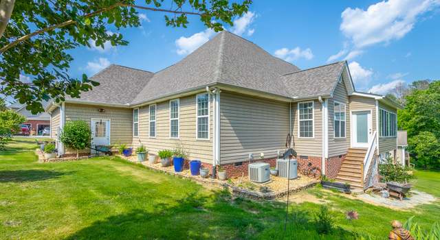 Photo of 59 Honeysuckle Dr, Rock Spring, GA 30739