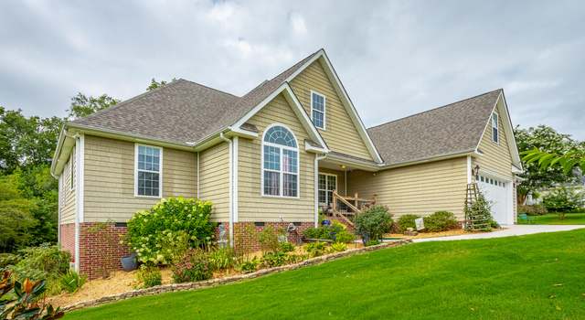 Photo of 59 Honeysuckle Dr, Rock Spring, GA 30739