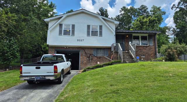 Photo of 8327 Middle Rd, Ooltewah, TN 37363