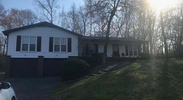Photo of 8214 Middle Valley Rd, Hixson, TN 37343