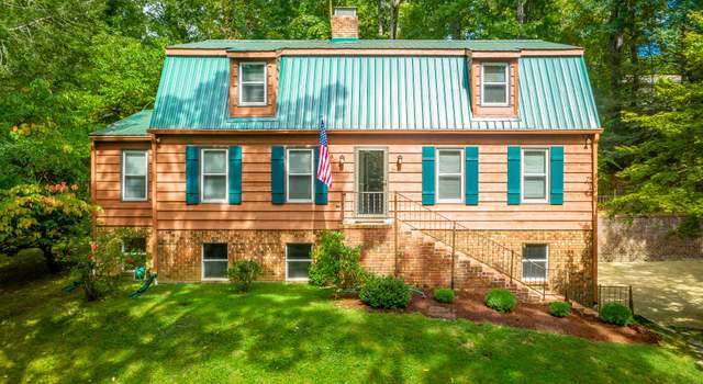 Photo of 821 Ravine Rd, Signal Mountain, TN 37377