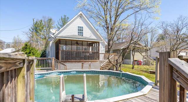 Photo of 802 Gordon St, Chickamauga, GA 30707
