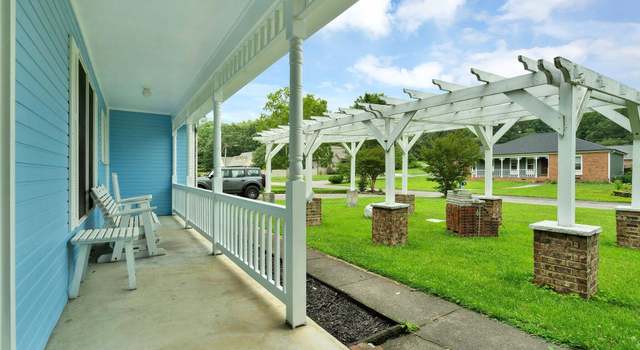 Photo of 271 Hidden Oaks Trl NE, Cleveland, TN 37312