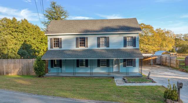 Photo of 980 Pine St, Trion, GA 30753