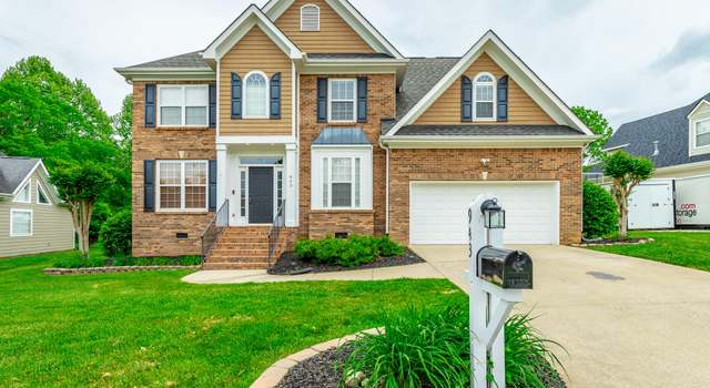 Photo of 943 Cattails Dr, Ooltewah, TN 37363
