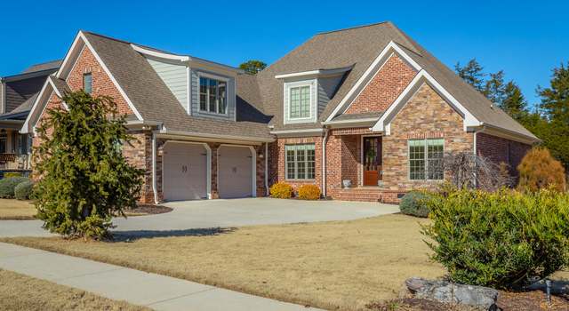 Photo of 8045 Hampton Cove Dr, Ooltewah, TN 37363