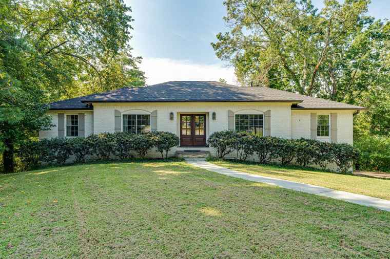 Photo of 1626 Sea Cove Ln Hixson, TN 37343