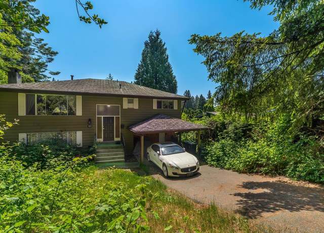 Photo of 1375 Plateau Dr, North Vancouver, BC V7P 2J5