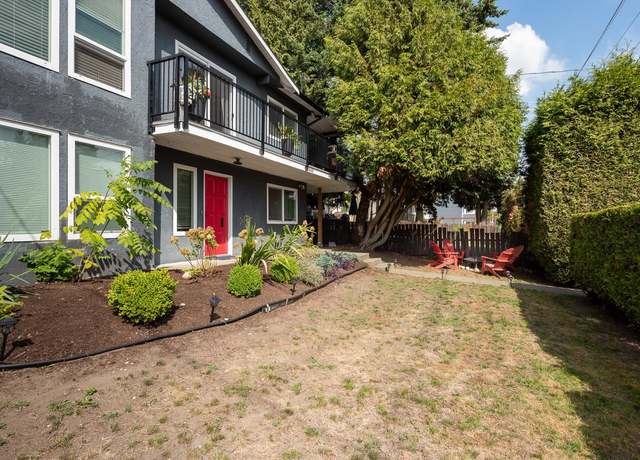 Photo of 1333 Eighth Ave, New Westminster, BC V3M 2S2