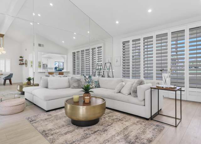Property at 31 Blue River Dr, Palm Desert, CA 92211, 2 beds, 2 baths