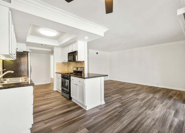 Property at 400 N Sunrise Way #259, Palm Springs, CA 92262, 1 bed, 1 bath