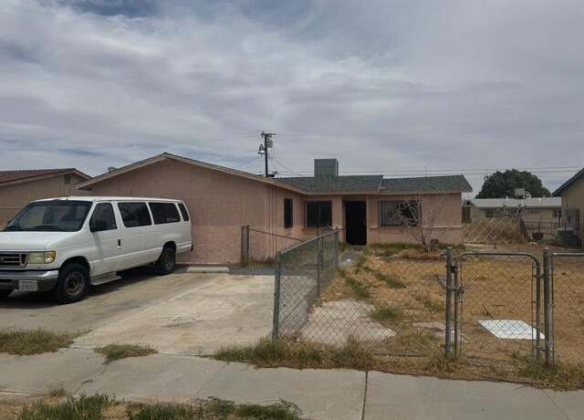 Property at 440 S 4th St, Blythe, CA 92225, 3 beds, 3 baths