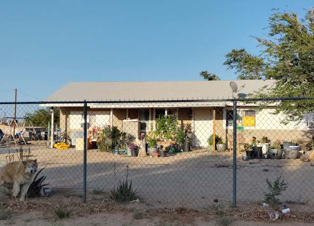 Property at 14165 Emerald Rd, Victorville, CA 92392, 3 beds, 1 bath