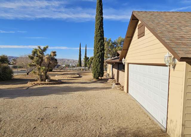 Property at 8199 Palomar Ave, Yucca Valley, CA 92284, 3 beds, 2 baths