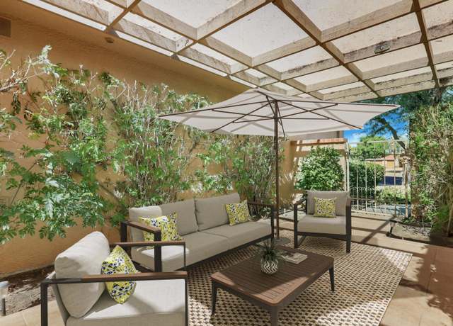 Property at 10 Lugo Dr, Rancho Mirage, CA 92270, 2 beds, 2 baths