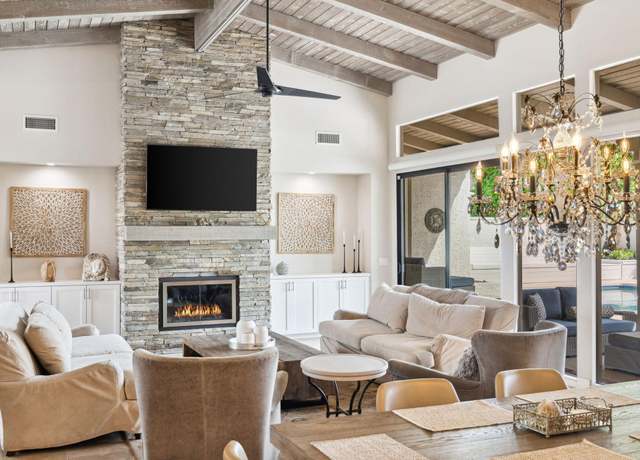 Property at 75315 Montecito Dr, Indian Wells, CA 92210, 3 beds, 4 baths
