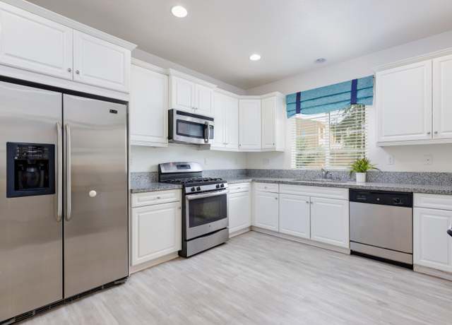 Property at 444 Via De La Paz, Palm Desert, CA 92211, 3 beds, 2.5 baths