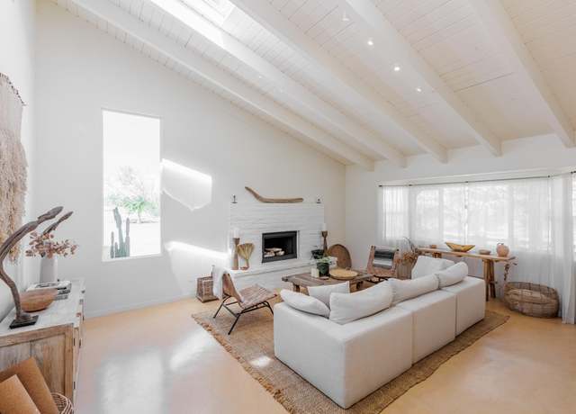 Property at 3766 Burns Rd, Joshua Tree, CA 92252, 3 beds, 3 baths