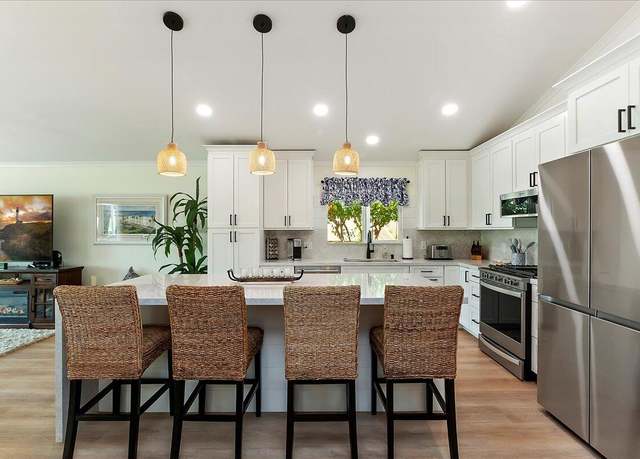 Property at 73450 Country Club Dr #117, Palm Desert, CA 92260, 2 beds, 2 baths
