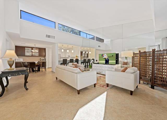 Property at 2561 N N Whitewater Club Dr Unit C, Palm Springs, CA 92262, 2 beds, 2 baths