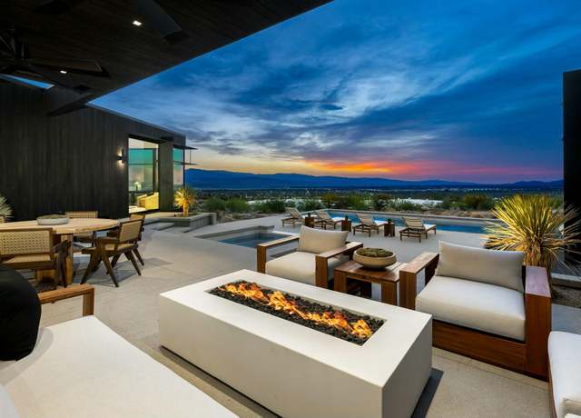 Property at 2085 Desert Flower Ct, Palm Springs, CA 92262, 3 beds, 3.5 baths