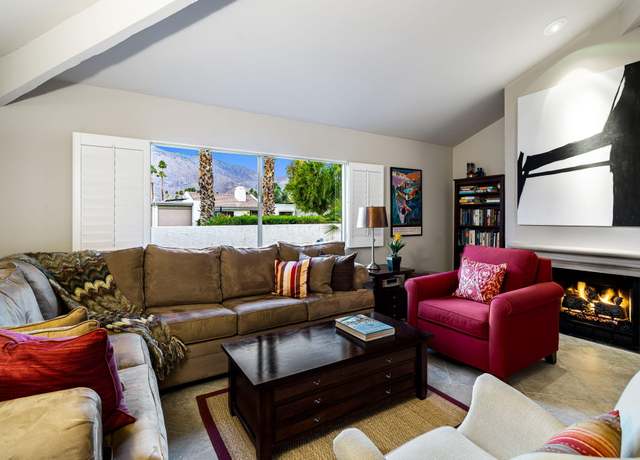 Property at 570 S Sunshine Dr, Palm Springs, CA 92264, 3 beds, 2 baths