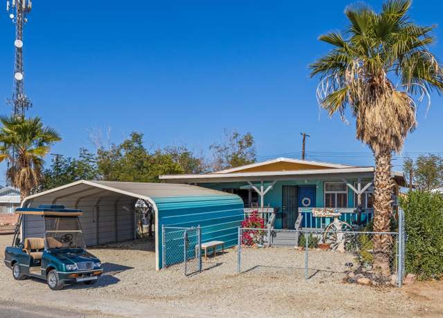 Property at 2180 3rd St, Bombay Beach, CA 92257, 1 bed, 1.5 baths