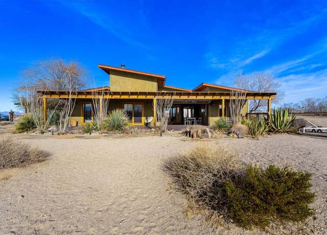 Property at 1776 Sunview Ave, Joshua Tree, CA 92252, 4 beds, 2.5 baths