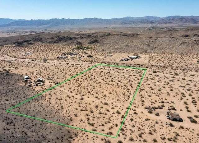 Property at 110 Bellflower St, Joshua Tree, CA 92252