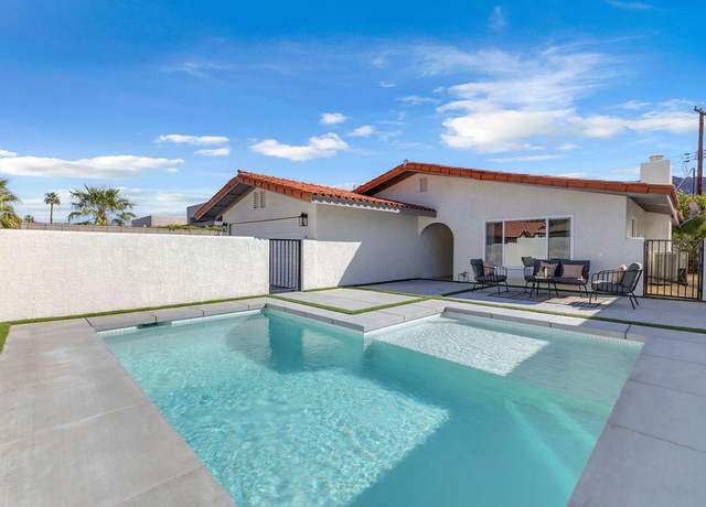 Property at 54100 Avenida Obregon, La Quinta, CA 92253, 3 beds, 2 baths