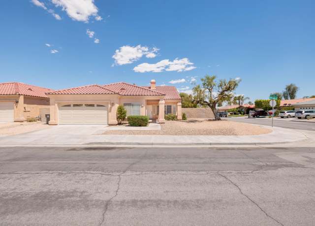 Property at 40670 Posada Ct, Palm Desert, CA 92260, 3 beds, 2 baths