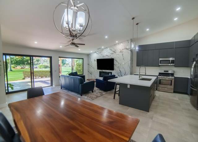 Property at 41457 Woodhaven Dr E, Palm Desert, CA 92211, 2 beds, 2.5 baths