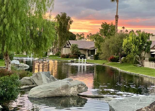 Property at 220 Green Mountain Dr, Palm Desert, CA 92211, 2 beds, 2 baths