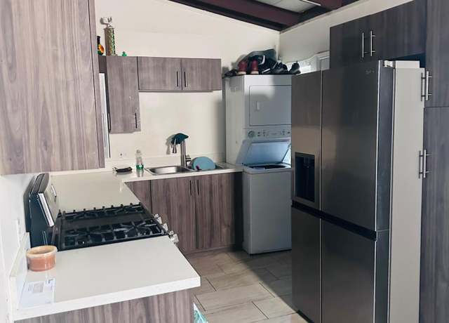 Property at 83236 Ruby Ave, Indio, CA 92201, 3 beds, 1 bath