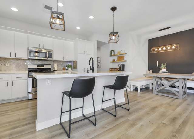 Property at 47875 Silverberry St, La Quinta, CA 92253, 3 beds, 2.5 baths