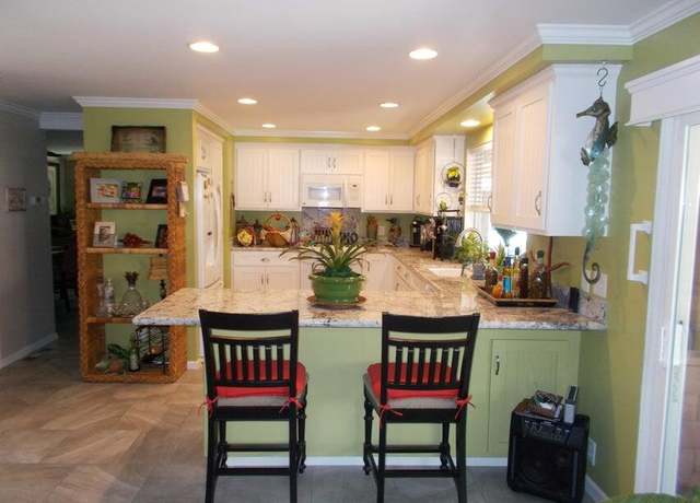 Property at 39231 Hidden Water Pl, Palm Desert, CA 92260, 2 beds, 2 baths
