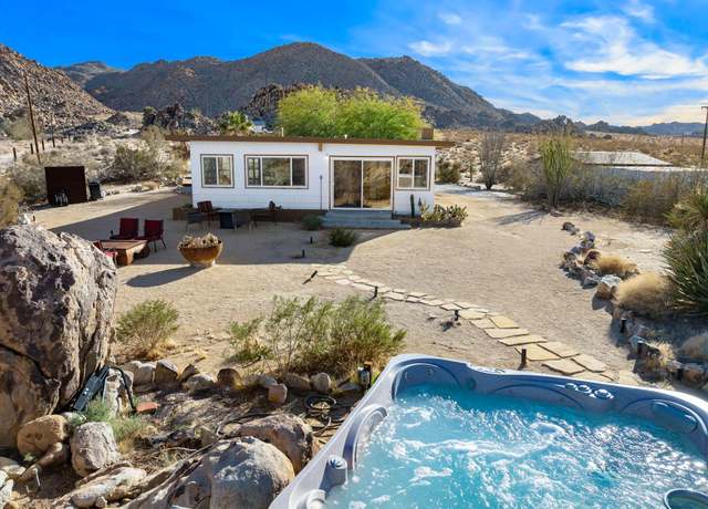 Property at 66425 Foothill Drive Dr, Joshua Tree, CA 92252, 2 beds, 1 bath