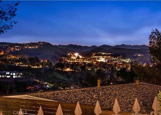 Property at 5038 Cerrillos Dr, Woodland Hills, CA 91364, 3 beds, 3 baths