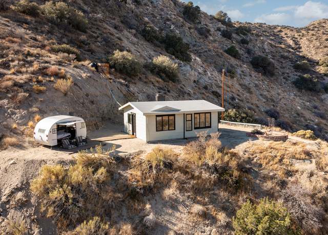 Property at 115 Alvorado Dr, Morongo Valley, CA 92256, 1 bath