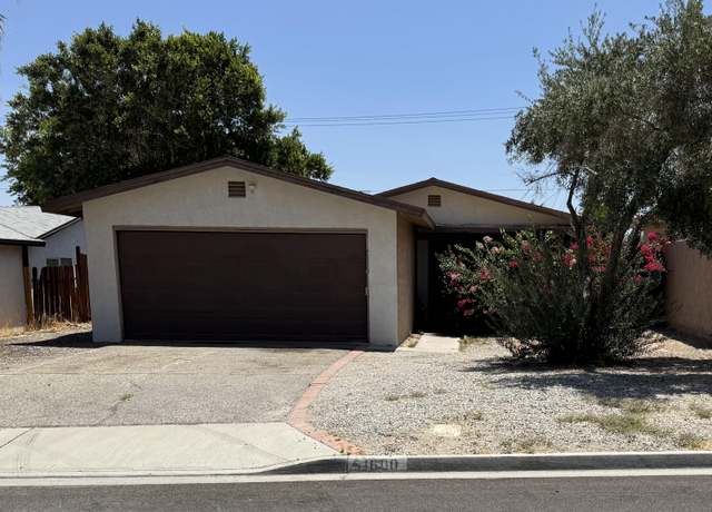 Property at 51600 Avenida Vallejo, La Quinta, CA 92253, 3 beds, 2 baths