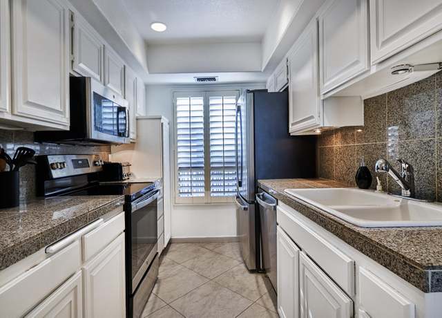 Property at 1415 N Sunrise Way #49, Palm Springs, CA 92262, 2 beds, 2 baths