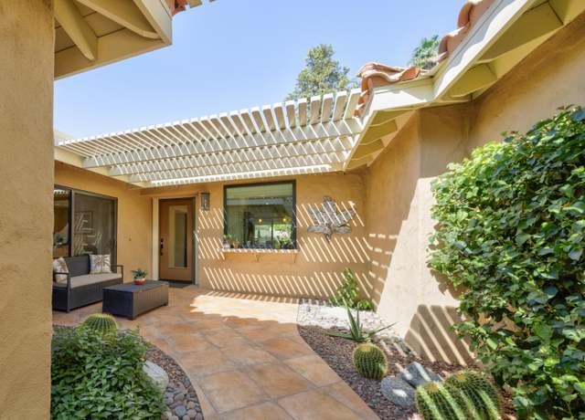 Property at 111 Juan Cir, Palm Desert, CA 92260, 2 beds, 2 baths