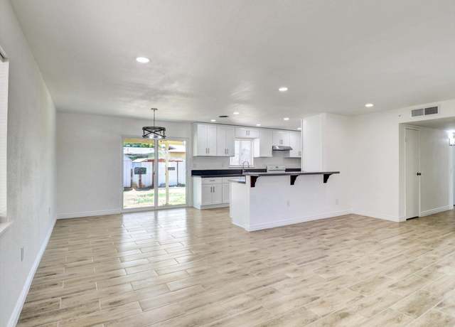 Property at 45530 Del Rey Ave, Indio, CA 92201, 3 beds, 2 baths